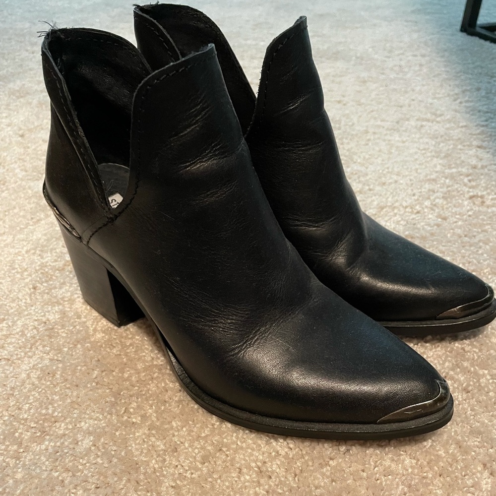 Steve Madden heel boots
